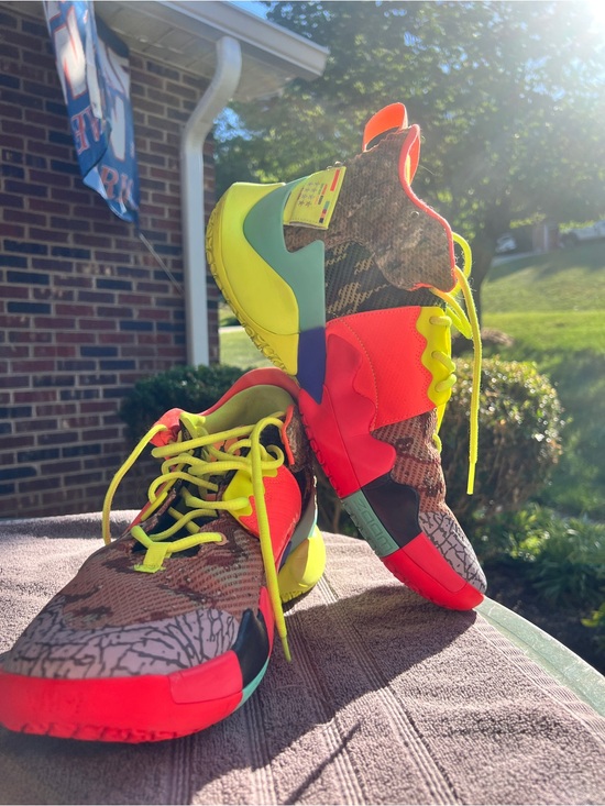 Jordan Multicolor Neon Green Red Athletic Shoes main image 4
